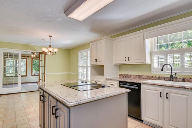 212 Oak Lane, Waynesboro, GA 30830