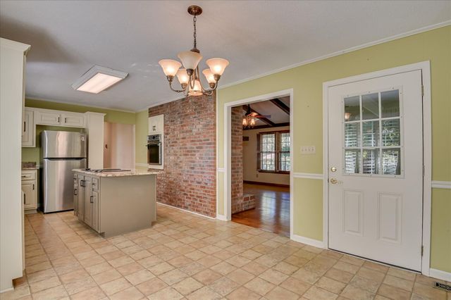 212 Oak Lane, Waynesboro, GA 30830