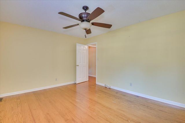 212 Oak Lane, Waynesboro, GA 30830