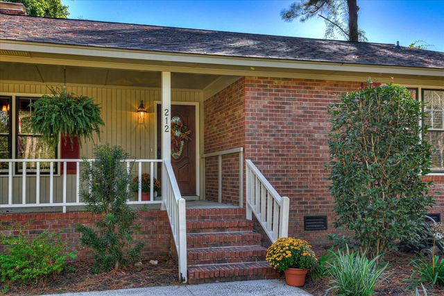 212 Oak Lane, Waynesboro, GA 30830