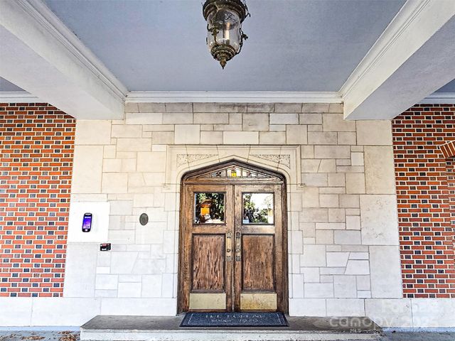 301 W 10th Street 306, Charlotte, NC 28202