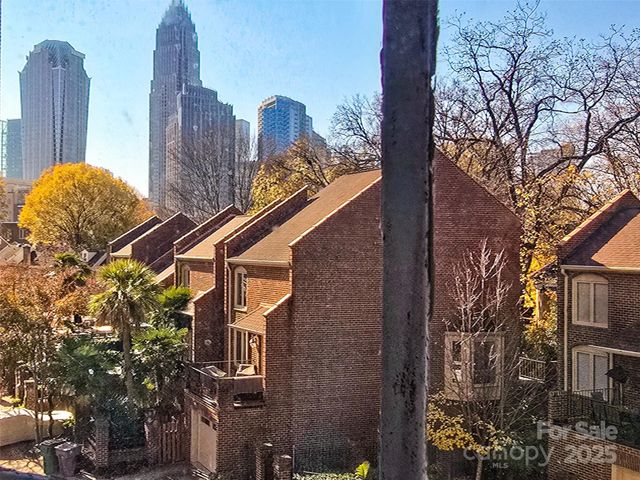 301 W 10th Street 306, Charlotte, NC 28202