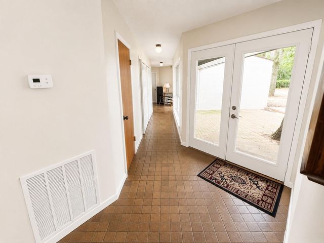139 Zubicek Road, Cat Spring, TX 78933