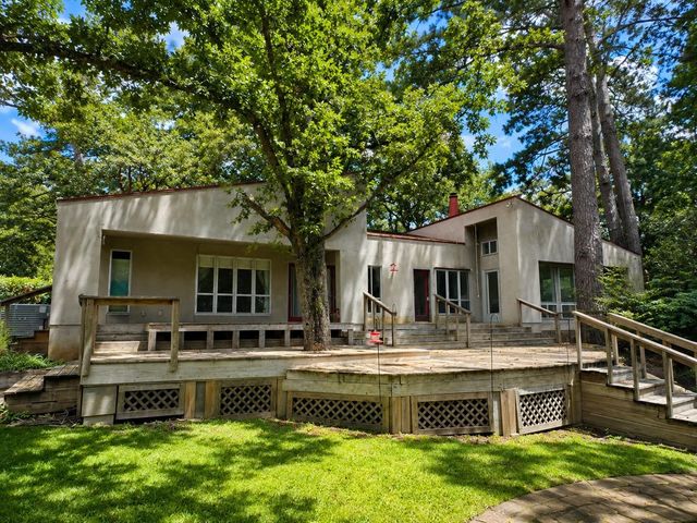 139 Zubicek Road, Cat Spring, TX 78933