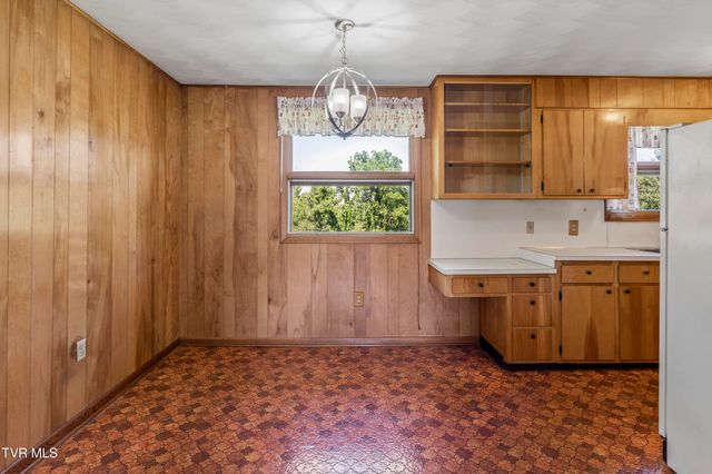 133 Rosefield Drive, Kingsport, TN 37660