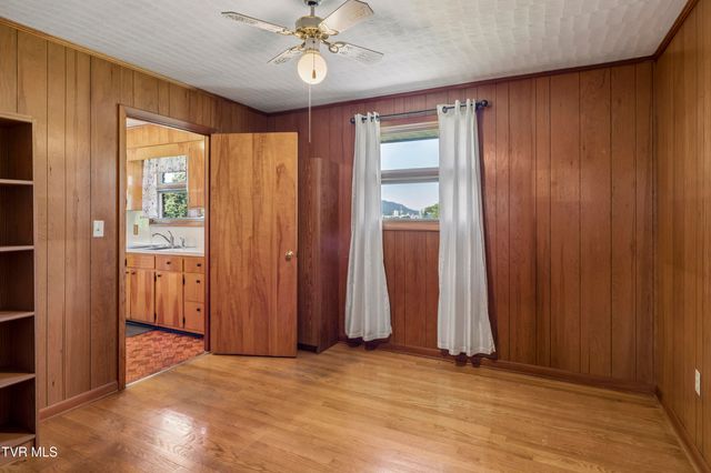 133 Rosefield Drive, Kingsport, TN 37660