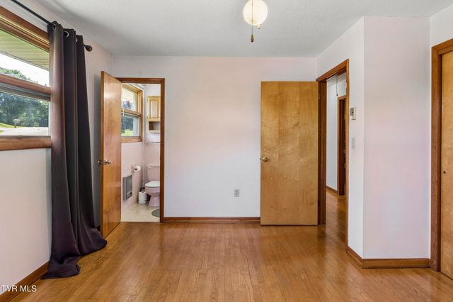 133 Rosefield Drive, Kingsport, TN 37660