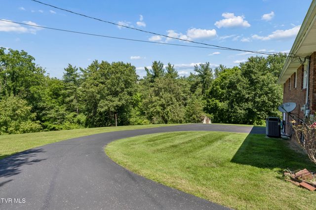 133 Rosefield Drive, Kingsport, TN 37660