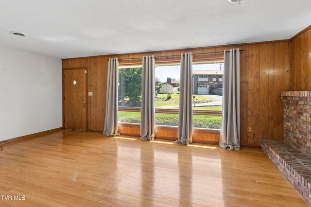 133 Rosefield Drive, Kingsport, TN 37660