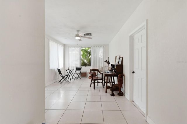 8346 42ND AVENUE N, St Petersburg, FL 33709