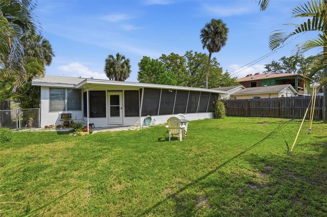 8346 42ND AVENUE N, St Petersburg, FL 33709