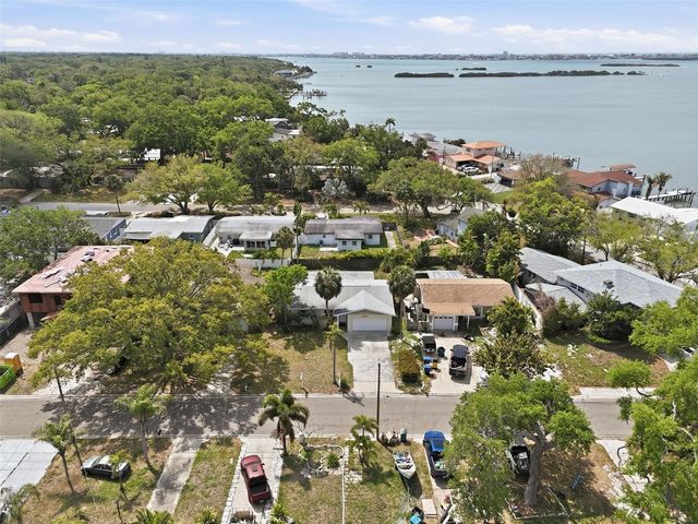 8346 42ND AVENUE N, St Petersburg, FL 33709