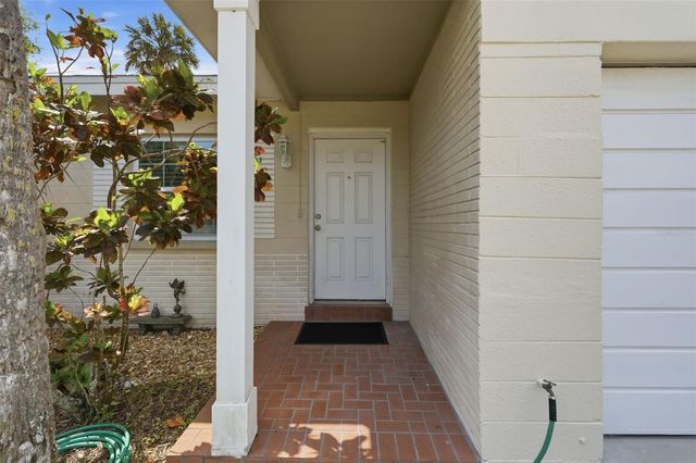 8346 42ND AVENUE N, St Petersburg, FL 33709