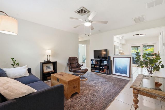 8346 42ND AVENUE N, St Petersburg, FL 33709