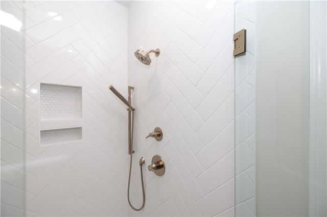 230 Midnight Oak Run 1, Alpharetta, GA 30009