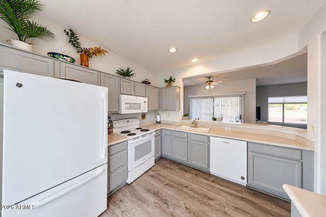 15974 W QUAIL CREEK Lane, Surprise, AZ 85374