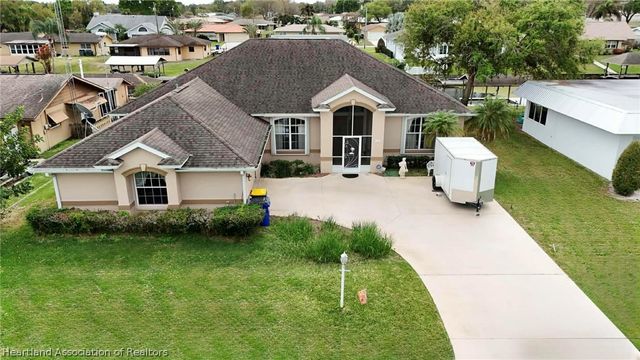 107 Orange Road NE, Lake Placid, FL 33852