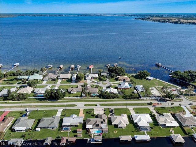 107 Orange Road NE, Lake Placid, FL 33852