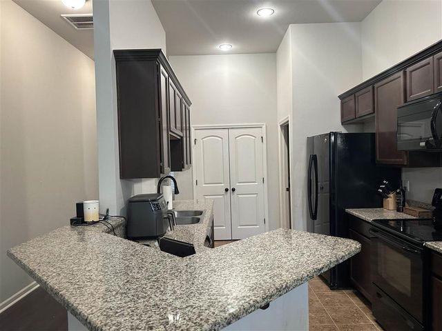 209 Madison Crossing Drive, Sulphur, LA 70665