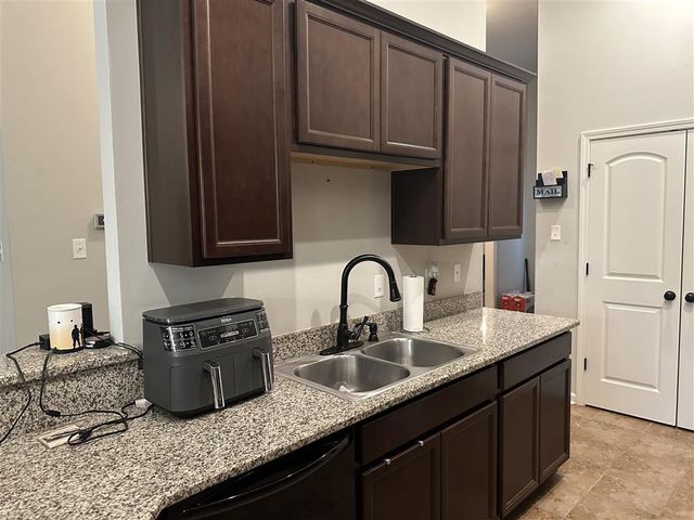 209 Madison Crossing Drive, Sulphur, LA 70665