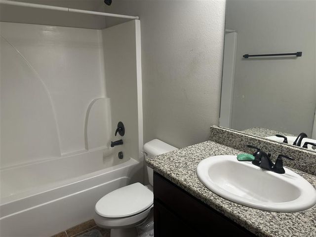 209 Madison Crossing Drive, Sulphur, LA 70665