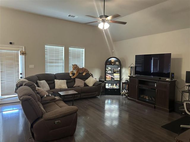 209 Madison Crossing Drive, Sulphur, LA 70665