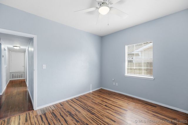 515 W 8th Avenue, Bristow, OK 74010