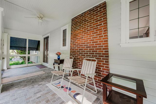 944 S Cassingham Road, Bexley, OH 43209