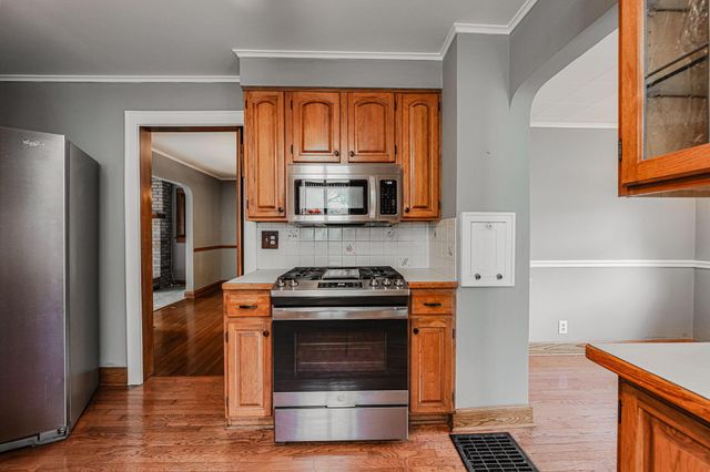 944 S Cassingham Road, Bexley, OH 43209