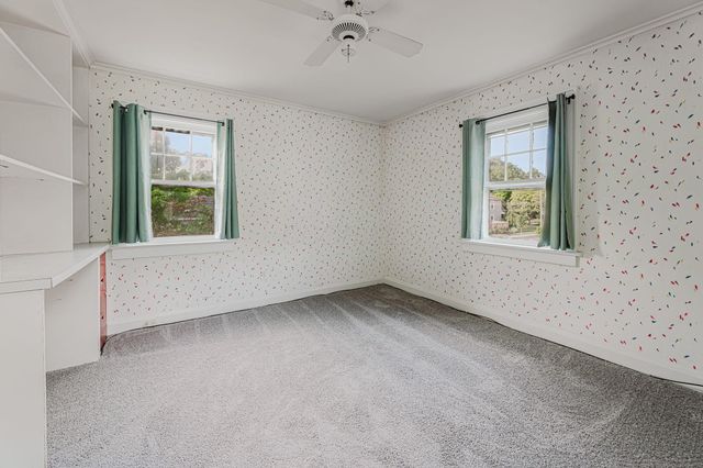 944 S Cassingham Road, Bexley, OH 43209