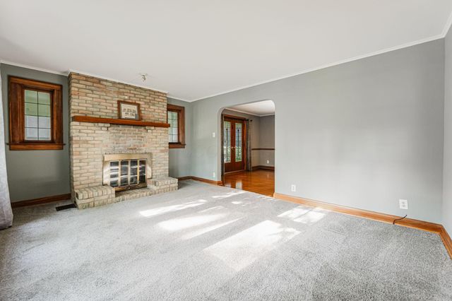 944 S Cassingham Road, Bexley, OH 43209