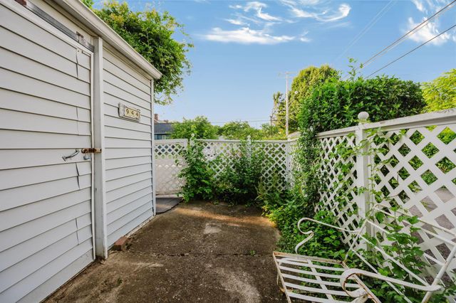 944 S Cassingham Road, Bexley, OH 43209