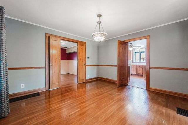 944 S Cassingham Road, Bexley, OH 43209