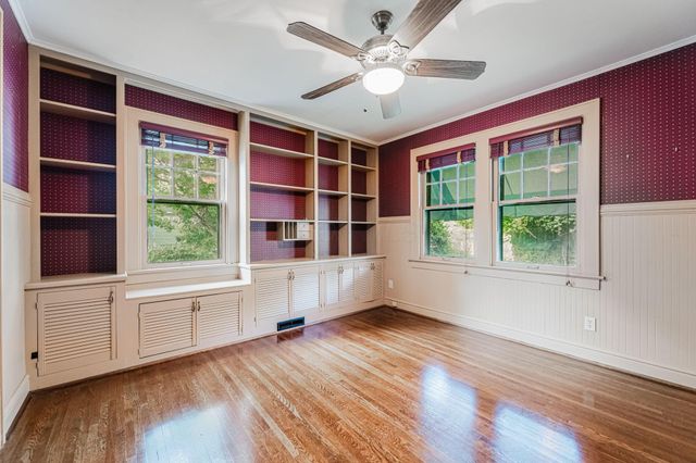 944 S Cassingham Road, Bexley, OH 43209