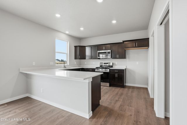 5399 E Aquila Ave, Post Falls, ID 83854