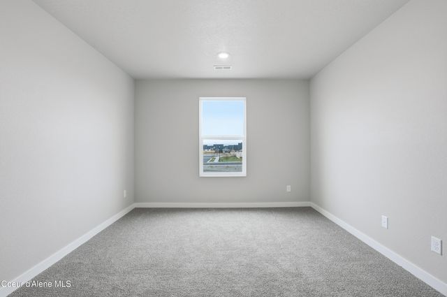 5399 E Aquila Ave, Post Falls, ID 83854