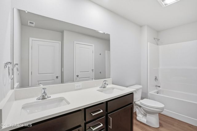 5399 E Aquila Ave, Post Falls, ID 83854