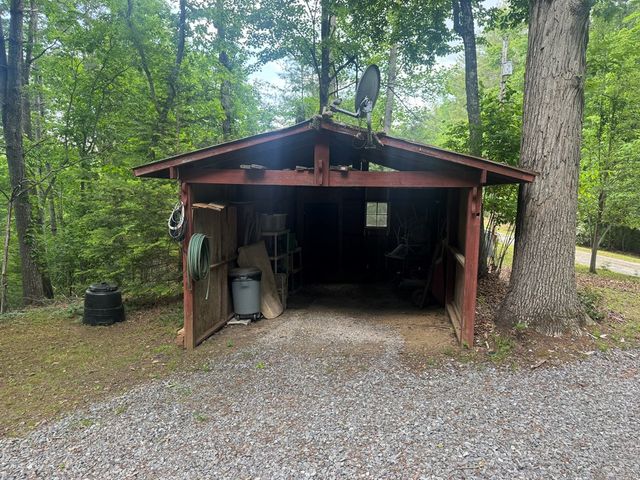 210 Holly Ridge Lane, Murphy, NC 28906