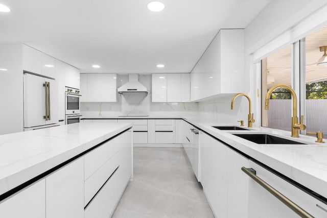 7134 San Sebastian Drive, Boca Raton, FL 33433