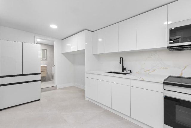 7134 San Sebastian Drive, Boca Raton, FL 33433