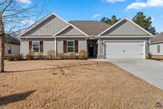 403 Avington Chase, Perry, GA 31069