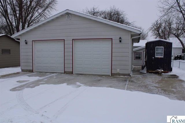1406 Marsh Street, Mankato, MN 56001