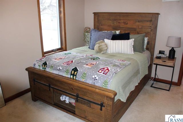 1406 Marsh Street, Mankato, MN 56001