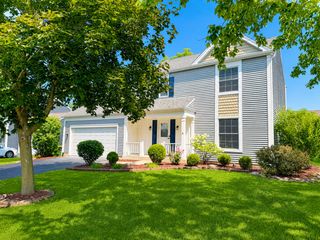1279 Bison Trail, Carol Stream, IL 60188