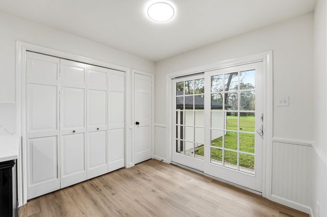 28 Winged Foot Drive, Panorama Village, TX 77304