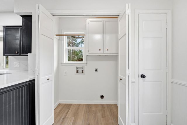 28 Winged Foot Drive, Panorama Village, TX 77304