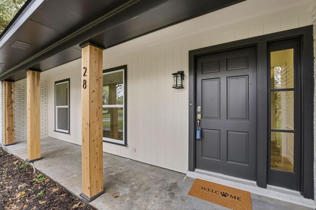 28 Winged Foot Drive, Panorama Village, TX 77304