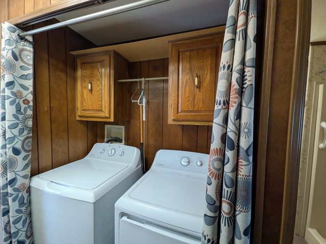 715 Thorntree Terrace, Matteson, IL 60443