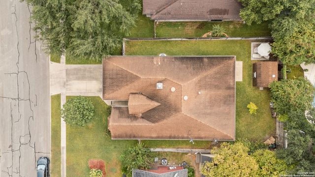 7702 brunning, Live Oak, TX 78233