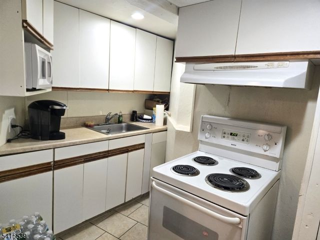 445 Marshall St, Paterson City, NJ 07503